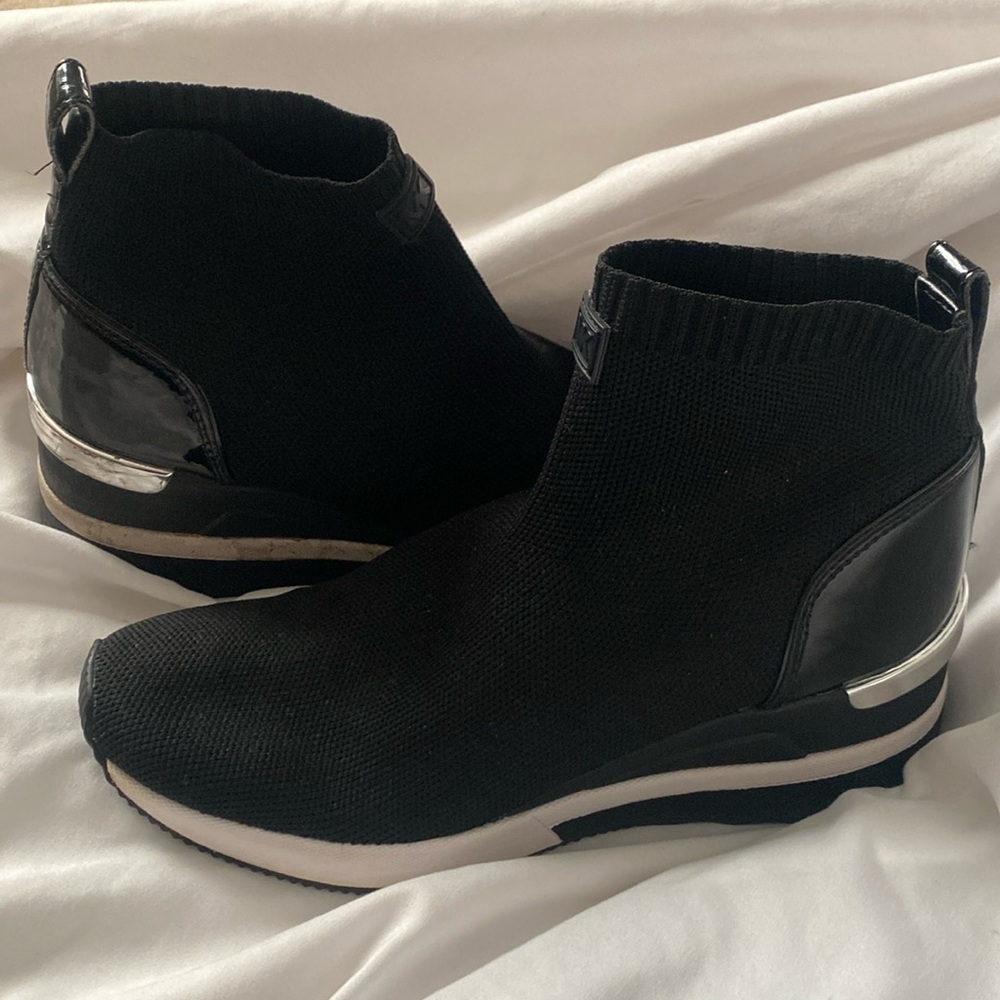 Michael Kors Black Skyler Stretch-Knit Sock Sneaker - Picture 2 of 8